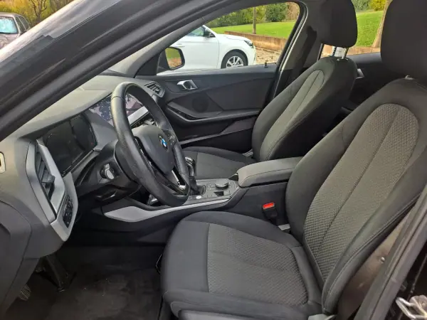 BMW 116 2021 - 18000 EUR, 129000 km - AUTO.MOTO.pt - 129000km - foto 10 de 24