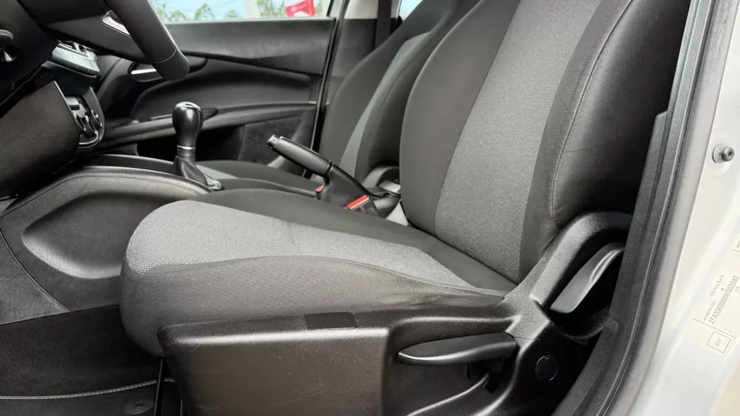 Fiat Tipo Station Wagon 2019 - 12750 EUR, 75000 km - AUTO.MOTO.pt - 75000km - foto 8 de 9