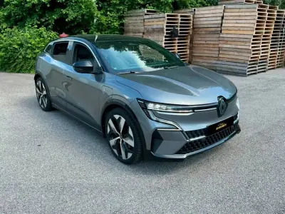Renault Mégane E-Tech 2024 - 27990 EUR, 55537 km - 55537km - foto 2 de 14