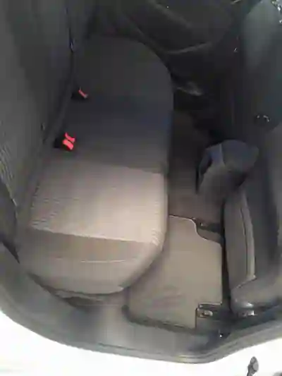 Peugeot 308 SW 2014 - 9000 EUR, 137000 km - AUTO.MOTO.pt - 137000km - foto 9 de 21