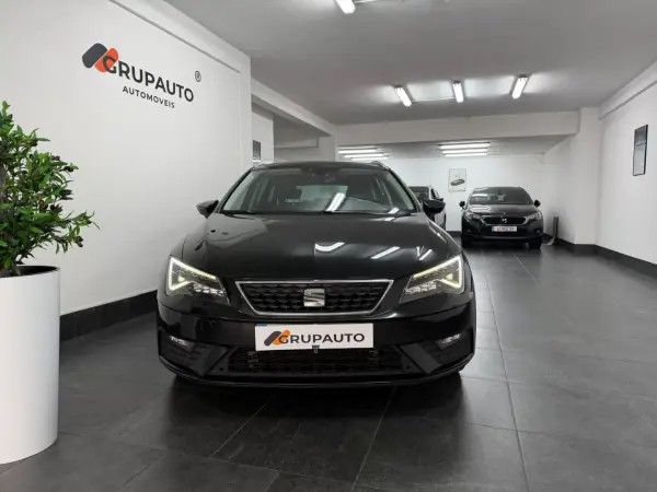 SEAT Leon 2018 - 12490 EUR, 159000 km - 159000km - foto 2 de 38