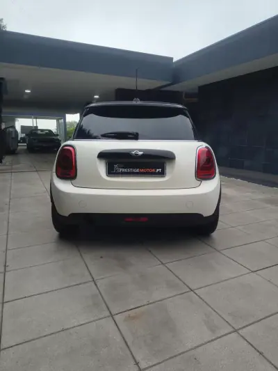 MINI One 2015 - 11900 EUR, 125000 km - AUTO.MOTO.pt - 125000km - foto 5 de 35