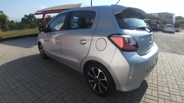 Mitsubishi Space Star 2020 - 11450 EUR, 50000 km - AUTO.MOTO.pt - 50000km - foto 17 de 28