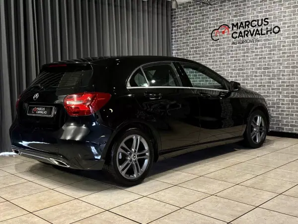 Mercedes-Benz A 180 2016 - 15490 EUR, 198000 km - AUTO.MOTO.pt - 198000km - foto 4 de 17