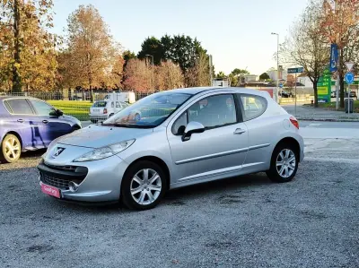 Peugeot 207 2008 - 4990 EUR, 207000 km - AUTO.MOTO.pt - 207000km - foto 5 de 21