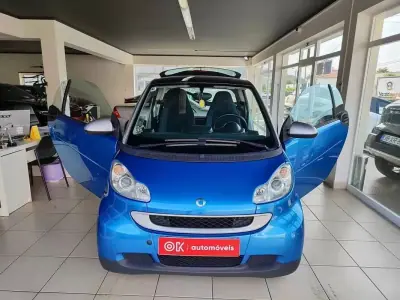 Smart Fortwo Cabrio 2009 - 5750 EUR, 141300 km - AUTO.MOTO.pt - 141300km - foto 15 de 30