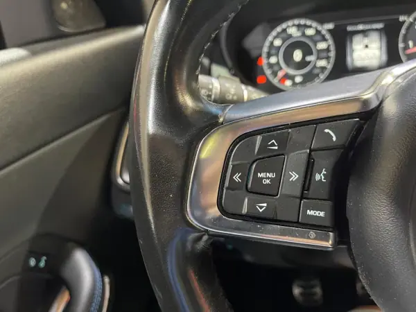 Jaguar E-Pace 2018 - 20899 EUR, 129000 km - 129000km - foto 39 de 48