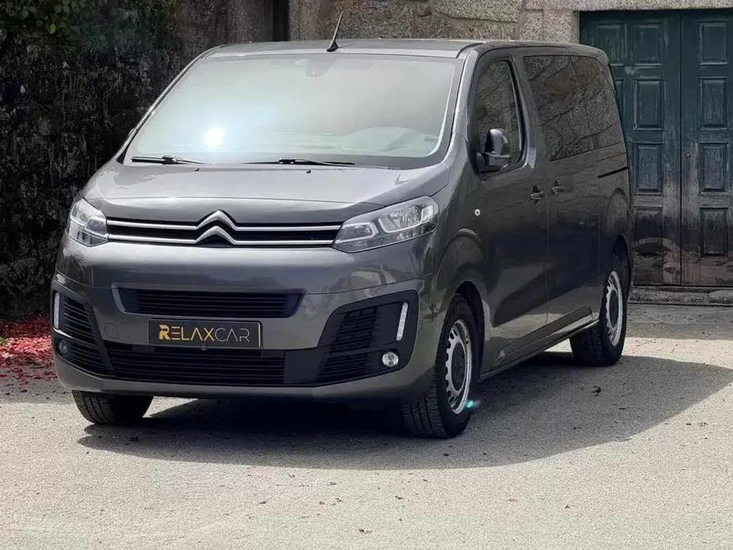 Citroën Spacetourer 2018 - 20999 EUR, 173000 km - AUTO.MOTO.pt - 173000km - foto 10 de 21
