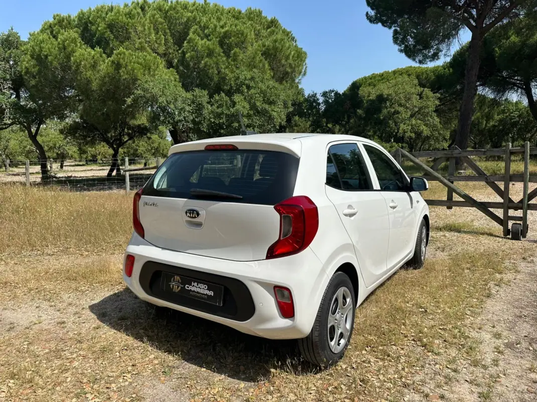 Kia Picanto 2021 - 10500 EUR, 86000 km - AUTO.MOTO.pt - 86000km - foto 3 de 11