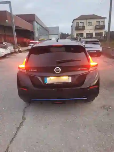 Nissan Leaf 2021 - 18000 EUR, 23400 km - AUTO.MOTO.pt - 23400km - foto 5 de 11