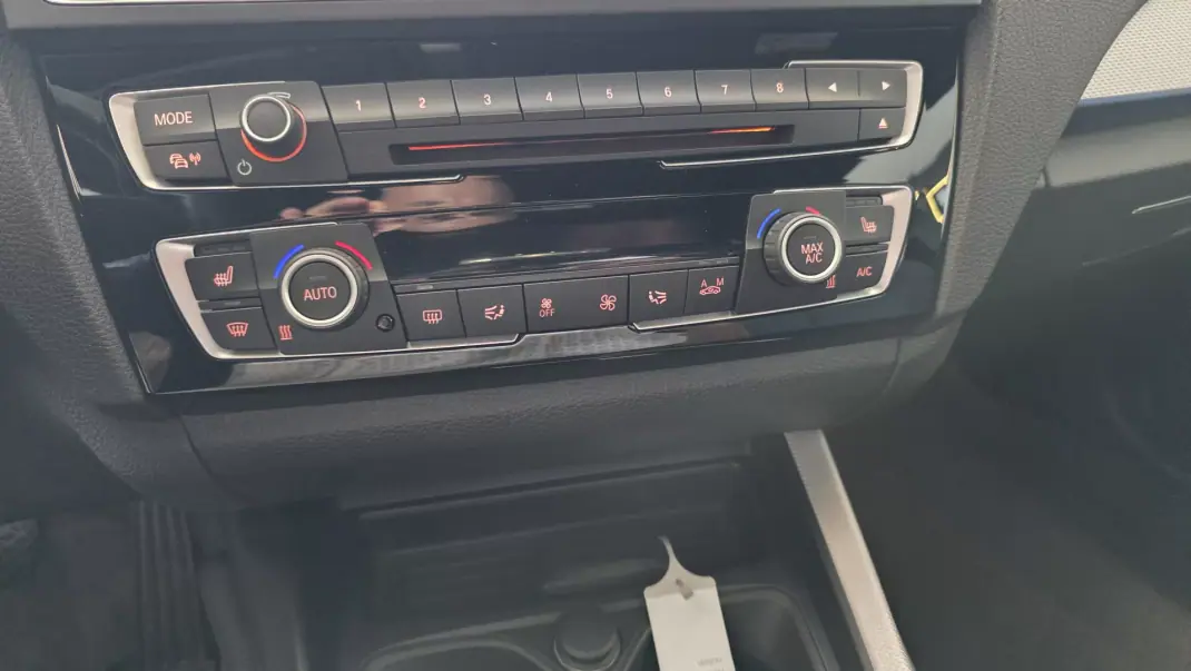 BMW 116 2017 - 16900 EUR, 124814 km - AUTO.MOTO.pt - 124814km - foto 48 de 65