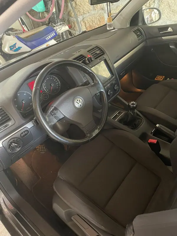 Volkswagen Golf 2.0 TDi Sport 2005 Diesel — 300 000 km · Viseu Volkswagen Golf 2005