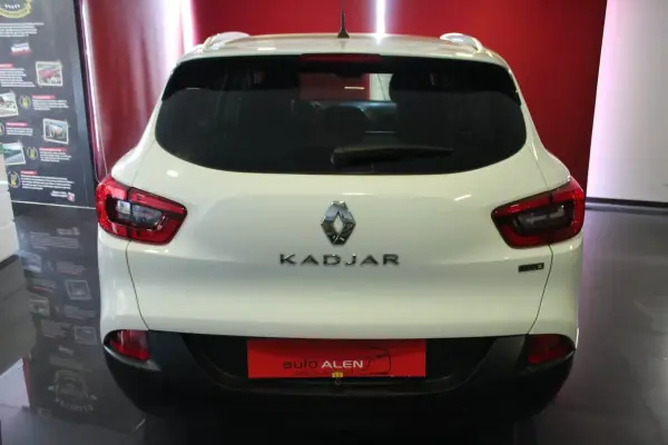 Renault Kadjar 2016 - 14500 EUR, 192000 km - AUTO.MOTO.pt - 192000km - foto 5 de 20