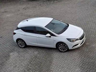 Opel Astra 2016 - 11000 EUR, 81600 km - AUTO.MOTO.pt - 81600km - foto 28 de 28