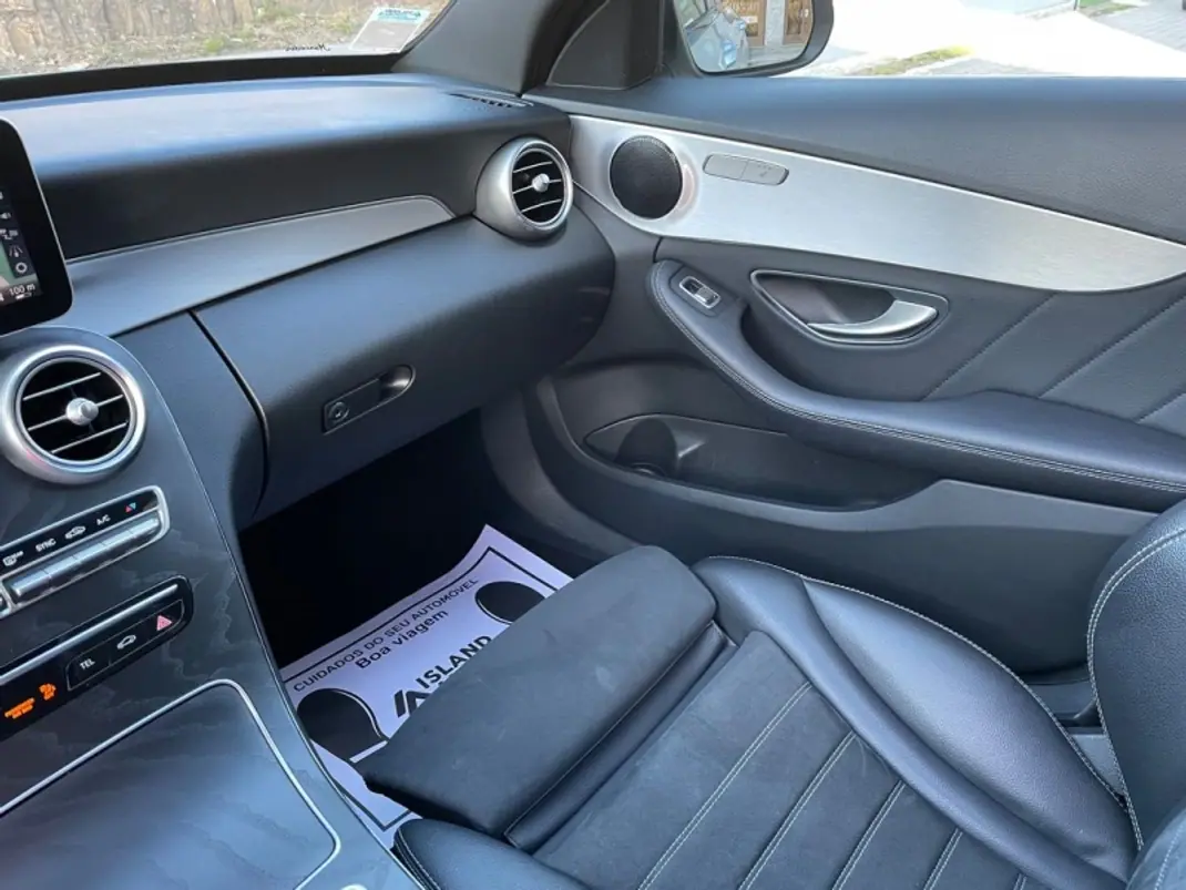 Mercedes-Benz C 220 2018 - 32500 EUR, 120400 km - AUTO.MOTO.pt - 120400km - foto 26 de 40