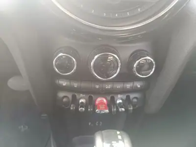 MINI 3 Portas 2016 - 16000 EUR, 232000 km - AUTO.MOTO.pt - 232000km - foto 31 de 46