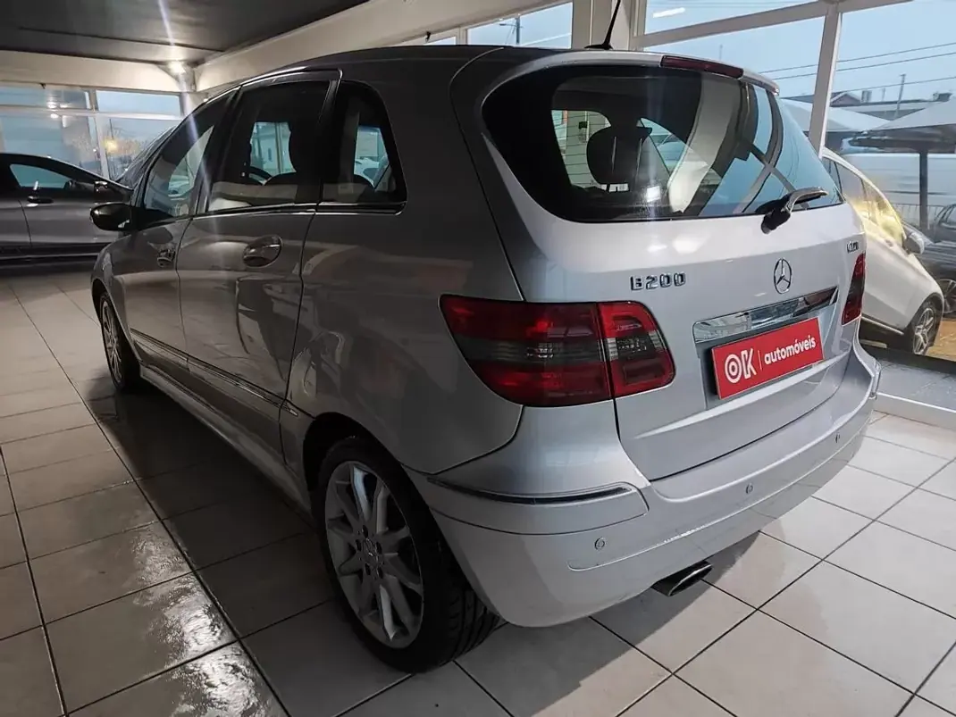 Mercedes-Benz B 200 2005 - 7250 EUR, 226300 km - AUTO.MOTO.pt - 226300km - foto 6 de 33
