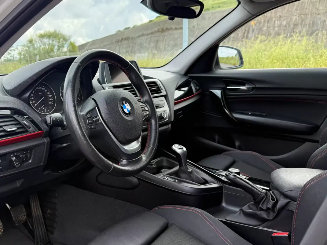 BMW 116 2016 - 14900 EUR, 148000 km - AUTO.MOTO.pt - 148000km - foto 4 de 18