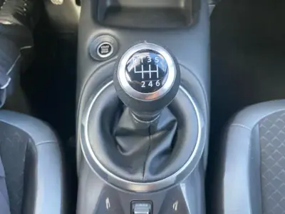 Nissan Juke 2023 - 17900 EUR, 81920 km - AUTO.MOTO.pt - 81920km - foto 16 de 18