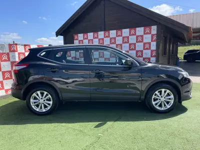Nissan Qashqai 2015 - 13990 EUR, 144375 km - AUTO.MOTO.pt - 144375km - foto 2 de 18
