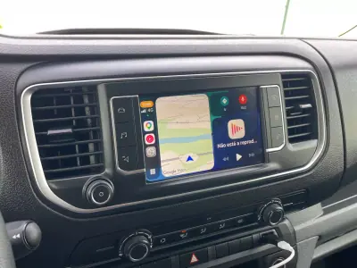 Opel COMBO 2022 - 17450 EUR, 123000 km - AUTO.MOTO.pt - 123000km - foto 31 de 37