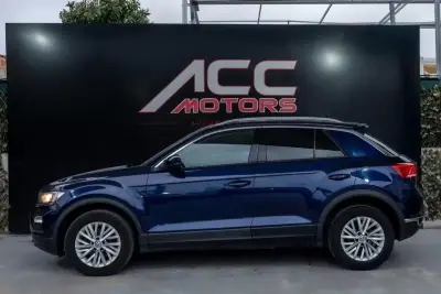 Volkswagen T-Roc 2019 - 21900 EUR, 135000 km - AUTO.MOTO.pt - 135000km - foto 24 de 48
