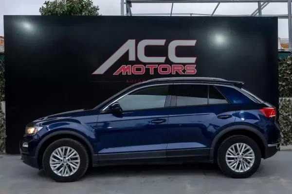 Volkswagen T-Roc 2019 - 21900 EUR, 135000 km - AUTO.MOTO.pt - 135000km - foto 24 de 48