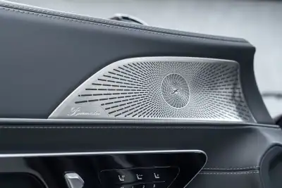 Mercedes-Benz SL 43 AMG 2022 - 109950 EUR, 30000 km - AUTO.MOTO.pt - 30000km - foto 24 de 51