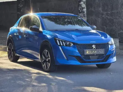 Peugeot e-208 2021 — foto 4 de 41