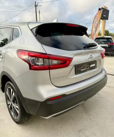 Nissan Qashqai 2018 - 18990 EUR, 111000 km - AUTO.MOTO.pt - 111000km - foto 23 de 39