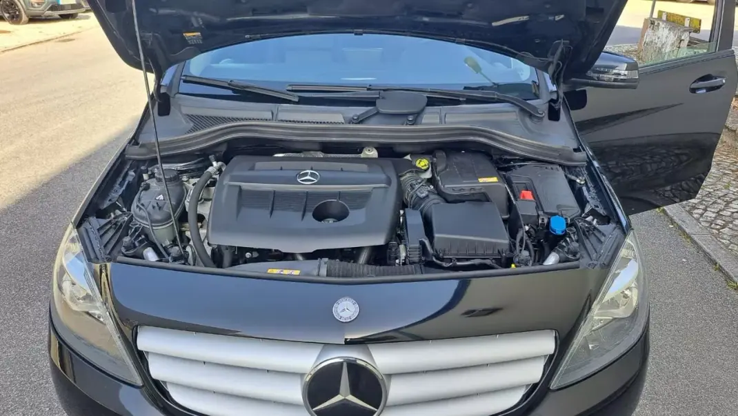 Mercedes-Benz B 180 2014 - 13890 EUR, 141469 km - AUTO.MOTO.pt - 141469km - foto 43 de 43
