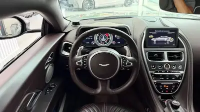 Aston Martin DB11 Coupé 2020 - 149990 EUR, 48409 km - 48409km - foto 21 de 38