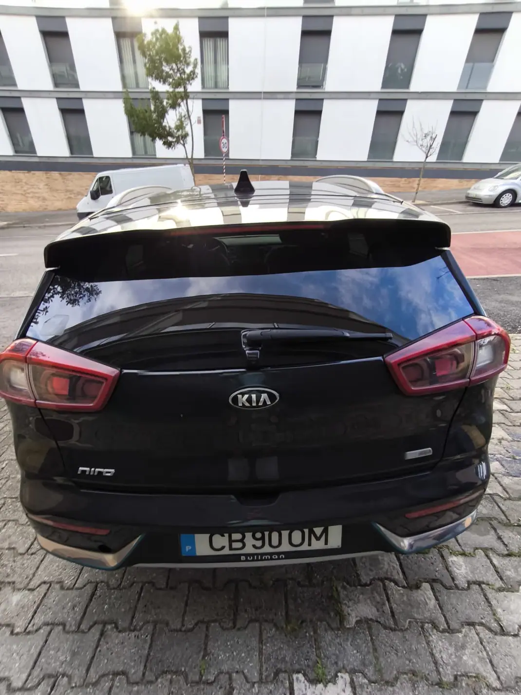 Kia Niro 2019 - 17000 EUR, 54000 km - 54000km - foto 8 de 11