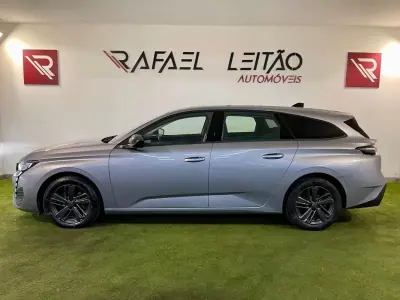 Peugeot 308 SW 2022 - 17950 EUR, 144000 km - AUTO.MOTO.pt - 144000km - foto 9 de 29