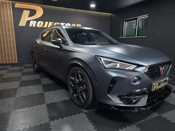 Cupra Formentor 2025 - 61900 EUR, 9500 km - AUTO.MOTO.pt - 9500km - foto 32 de 37