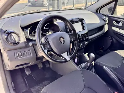 Renault Clio 2015 - 9500 EUR, 130000 km - 130000km - foto 8 de 18