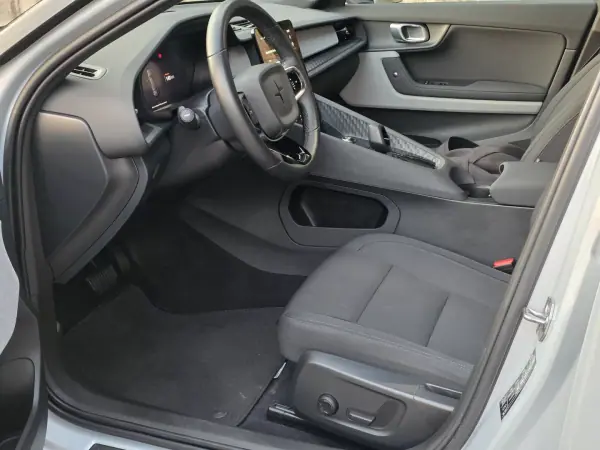 Polestar 2 2022 - 26999 EUR, 97803 km - 97803km - foto 26 de 30
