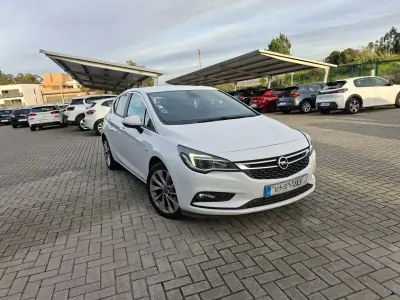 Opel Astra 2016 - 11000 EUR, 81600 km - AUTO.MOTO.pt - 81600km - foto 4 de 28