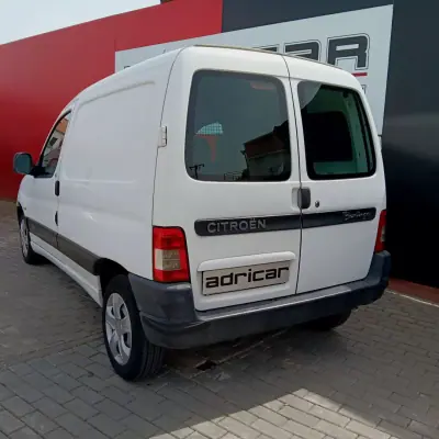 Citroën BERLINGO VAN XL 1.5 BLUE HDI 3 LUGARES 2006 - 4900 EUR, 140060 km - AUTO.MOTO.pt - 140060km - foto 6 de 14
