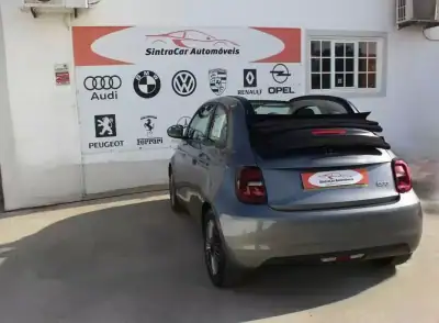 Fiat 500e C 2022 - 19980 EUR, 13651 km - AUTO.MOTO.pt - 13651km - foto 9 de 37