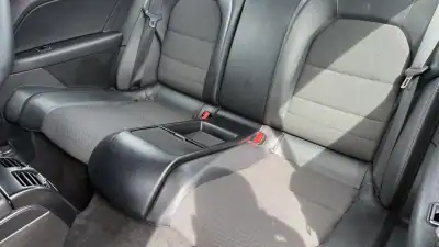 Mercedes-Benz E 250 2010 - 18500 EUR, 0 km - AUTO.MOTO.pt - foto 53 de 56