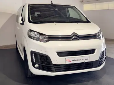 Citroën Spacetourer 2021 - 28500 EUR, 21196 km - AUTO.MOTO.pt - 21196km - foto 3 de 25