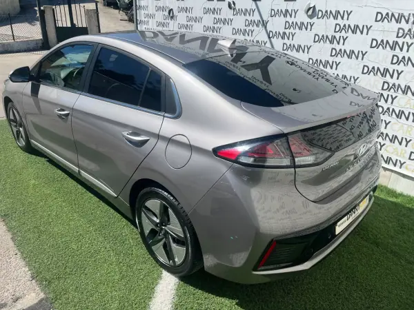 Hyundai Ioniq 2021 - 18900 EUR, 92000 km - AUTO.MOTO.pt - 92000km - foto 4 de 12