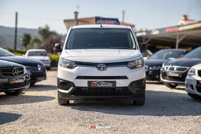 Toyota Proace City 2022 - 14400 EUR, 160000 km - foto 4 de 27