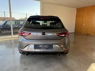 SEAT Leon 2015 - 14000 EUR, 181000 km - AUTO.MOTO.pt - 181000km - foto 42 de 92