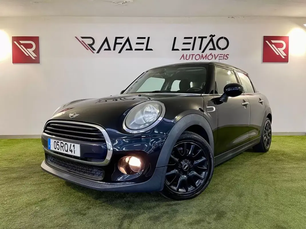 MINI 5 Portas 2016 - 12500 EUR, 146000 km - AUTO.MOTO.pt - 146000km - foto 1 de 32