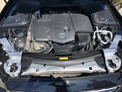 Mercedes-Benz E 220 2017 - 37750 EUR, 90500 km - AUTO.MOTO.pt - 90500km - foto 16 de 23