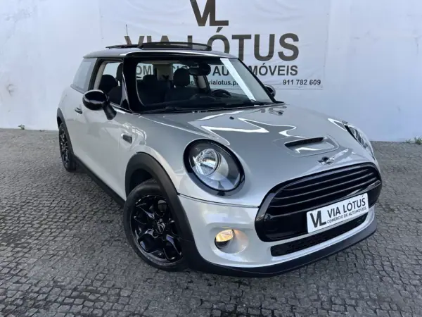 MINI Cooper 2017 - 16900 EUR, 141270 km - AUTO.MOTO.pt - 141270km - foto 3 de 22