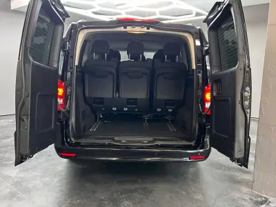 Mercedes-Benz Vito Tourer 2023 - 51900 EUR, 70000 km - 70000km - foto 8 de 13