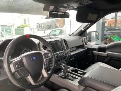 Ford F-150 2017 - 79800 EUR, 121888 km - AUTO.MOTO.pt - 121888km - foto 8 de 23